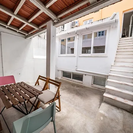 Flat With A Patio Near Liberdade And Marques Ac